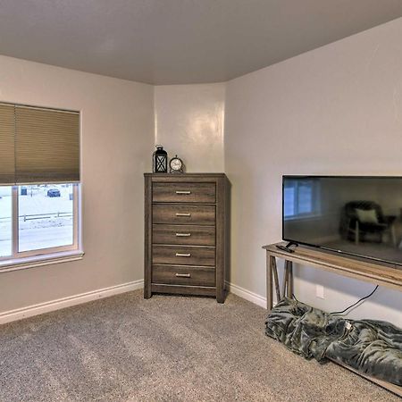 Cozy Anchorage Townhome Less Than Half Mile To Jewel Lake! Extérieur photo