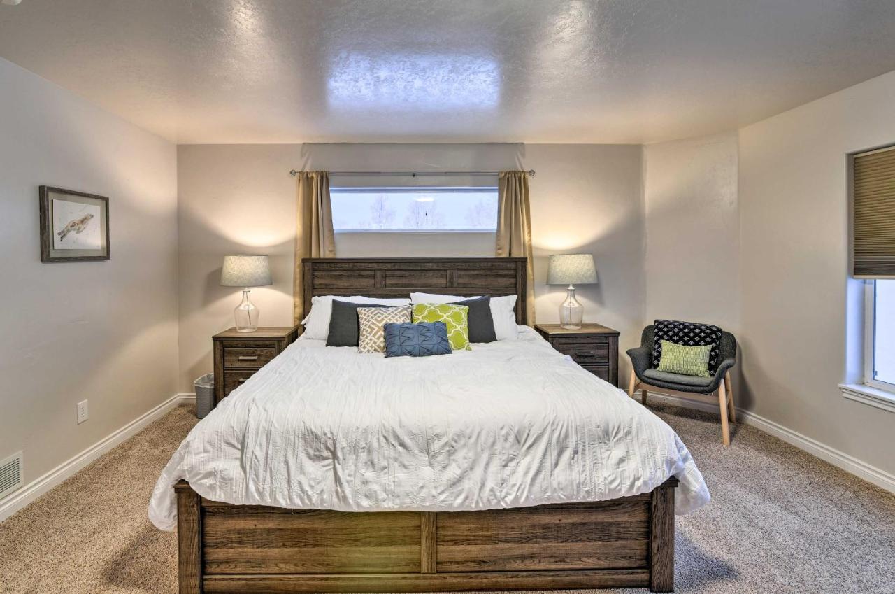 Cozy Anchorage Townhome Less Than Half Mile To Jewel Lake! Extérieur photo