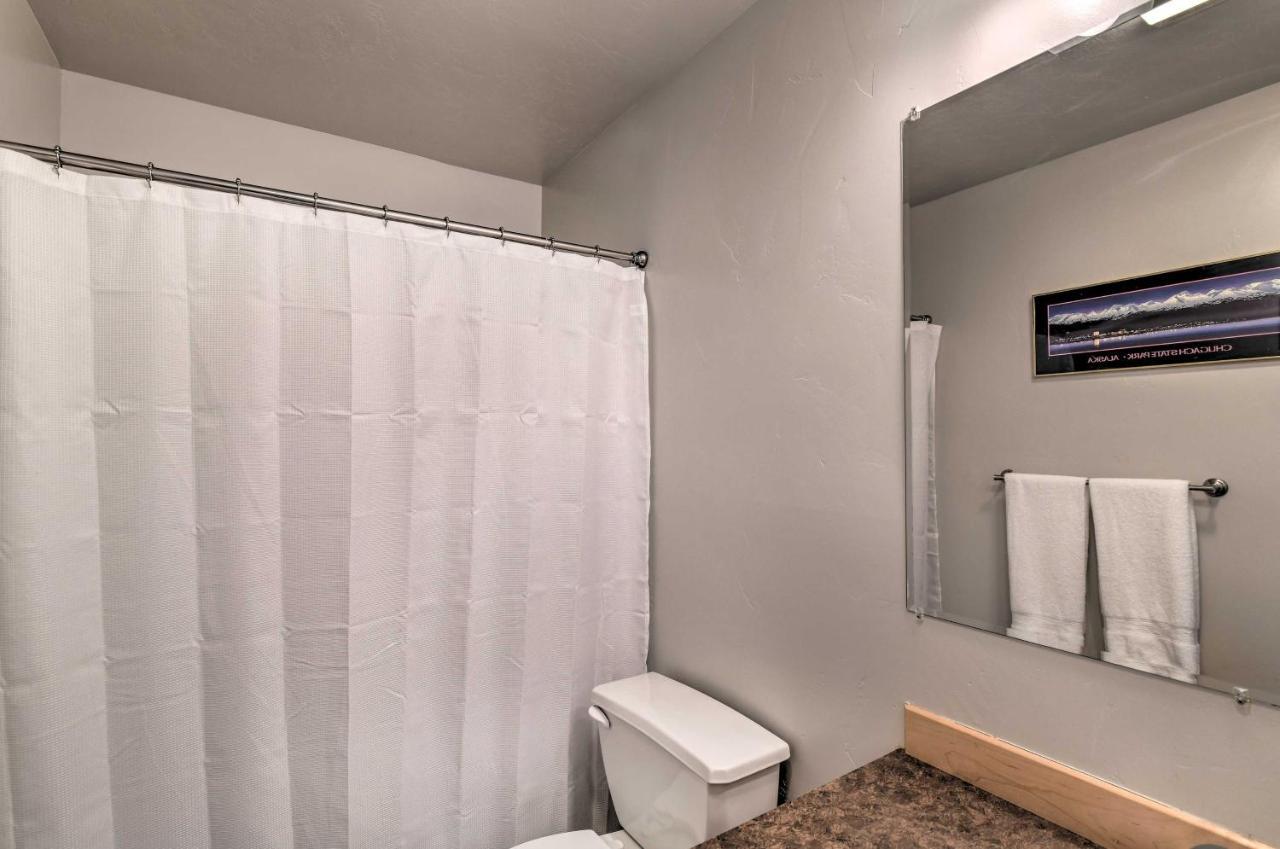 Cozy Anchorage Townhome Less Than Half Mile To Jewel Lake! Extérieur photo