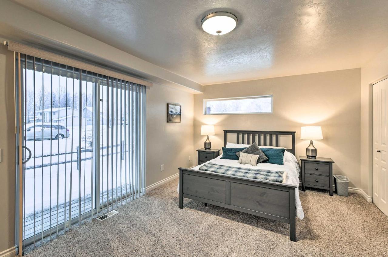 Cozy Anchorage Townhome Less Than Half Mile To Jewel Lake! Extérieur photo